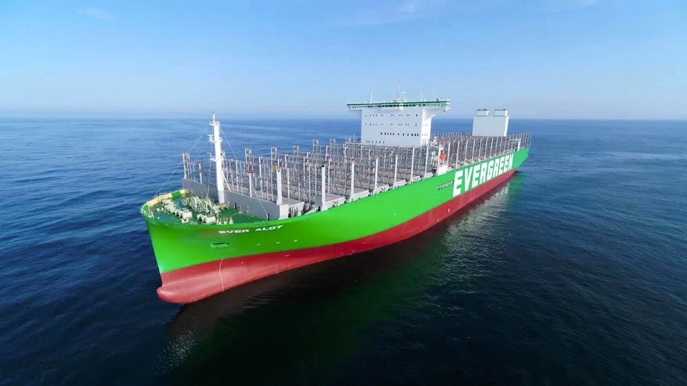 The world’s largest container ship will fly the Panama Flag